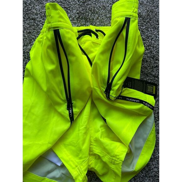 Tucann Shorts - Picture 4 of 5